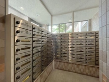 【大阪府/豊中市三和町】ロイヤルコート豊中 参番館 メールBOX