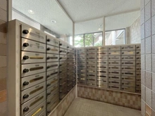 【大阪府/豊中市三和町】ロイヤルコート豊中 参番館 メールBOX