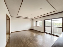 【大阪府/豊中市東泉丘】ジオ緑地公園 一番館 リビング・ダイニング