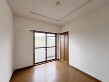 【大阪府/豊中市東泉丘】ジオ緑地公園 一番館 洋室：4.8帖