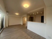 【大阪府/豊中市北桜塚】プラネ豊中北桜塚 リビング