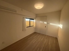 【大阪府/豊中市北桜塚】プラネ豊中北桜塚 洋室