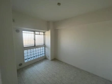 【大阪府/池田市呉服町】サンシティ池田 洋室