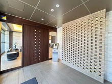 【大阪府/箕面市桜井】マストメゾン箕面桜井 エントランス：カラーモニター付きオートロック