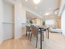 【埼玉県/所沢市東町】ザ・パークハウス所沢 リビング