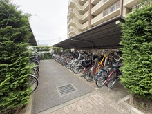【東京都/練馬区東大泉】ウィズダム大泉学園 共用部：敷地内駐輪場