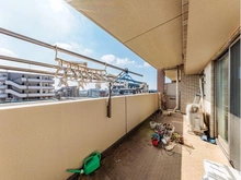 【東京都/練馬区東大泉】ウィズダム大泉学園 バルコニー：家具調度品は価格に含まれません。