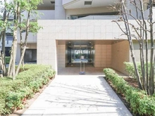 【埼玉県/新座市野火止】イニシア新座ビューステージ アプローチ