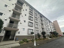 【埼玉県/入間市大字仏子】入間仏子団地 1号棟 外観