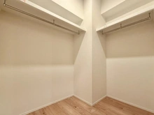 【東京都/台東区元浅草】リーラ仲御徒町 ウォークインクローゼット