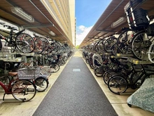 【千葉県/流山市木】AQUA SUITE 駐輪場