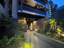 【東京都/台東区台東】ザ・パークハウスアーバンス御徒町 エントランス：サブエントランス
