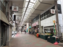 【東京都/台東区台東】ザ・パークハウスアーバンス御徒町 佐竹商店街（現地より約190m）：商店街の街並み