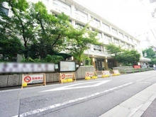 【東京都/台東区台東】ザ・パークハウスアーバンス御徒町 御徒町台東中学校（現地より約280m）