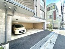【東京都/荒川区町屋】オープンレジデンシア町屋 駐車場