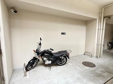 【東京都/荒川区東日暮里】イニシア日暮里アベニュー バイク置き場