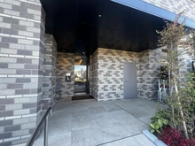 【埼玉県/蕨市中央】デュオセーヌさいたまサウス アプローチ：サブエントランス