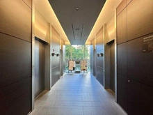 【埼玉県/さいたま市大宮区下町】グランドミッドタワーズ大宮 スカイタワー 共用部：エレベーターホール