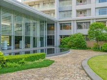 【埼玉県/さいたま市大宮区下町】グランドミッドタワーズ大宮 スカイタワー 敷地内：グランドガーデン