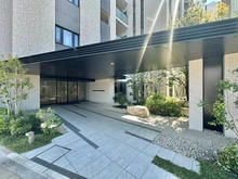 【栃木県/宇都宮市宮みらい】プラウド宇都宮 アプローチ