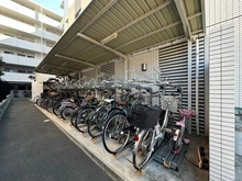 【埼玉県/さいたま市北区土呂町】プレシス大宮土呂 駐輪場