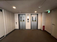【埼玉県/さいたま市中央区上落合】パークシティ大宮セントラルタワー 共用施設：二台のエレベーターを設置しております。