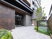 【群馬県/高崎市あら町】プラウド高崎あら町 アプローチ