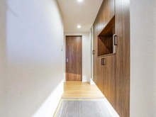 【埼玉県/さいたま市南区文蔵】ヒルズ南浦和パークグランステージ 玄関：ニッチカウンター付のシューズBOX