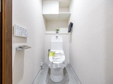 【埼玉県/さいたま市南区文蔵】ヒルズ南浦和パークグランステージ トイレ：吊戸棚付き