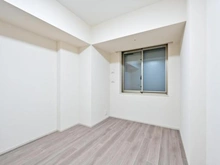 【埼玉県/さいたま市大宮区桜木町】大宮スカイ＆スクエア　ザ・タワー サービスルーム（納戸）