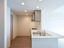 【埼玉県/さいたま市大宮区桜木町】大宮スカイ＆スクエア　ザ・タワー キッチン