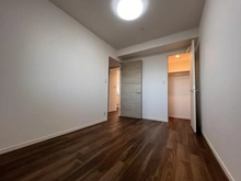 【埼玉県/さいたま市大宮区土手町】プレシス大宮アルティア 洋室：玄関側：洋室6帖