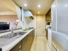 【埼玉県/さいたま市中央区円阿弥】キララガーデン　ガーデンコート キッチン