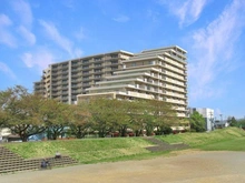 【東京都/八王子市大和田町】グランシティレイディアントアクアヴィータ 外観