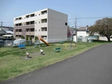 【東京都/八王子市大和田町】グランシティレイディアントアクアヴィータ 大和田河川敷広場（現地より約80m）