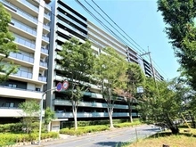 【東京都/日野市多摩平】プラウドシティ豊田多摩平の森 B棟 外観：左及び中央がB棟