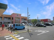 【東京都/八王子市大和田町】グランシティレイディアントアクアヴィータ フォレストモール八王子大和田（現地より約730m）