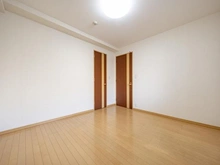 【神奈川県/鎌倉市岡本】レックスガーデン鎌倉岡本 洋室