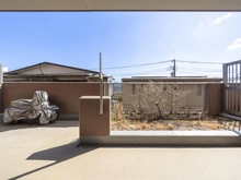 【神奈川県/鎌倉市岡本】レックスガーデン鎌倉岡本 バルコニー：※家具調度品等は販売価格に含まれておりません