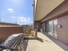 【神奈川県/鎌倉市岡本】レックスガーデン鎌倉岡本 バルコニー：※家具調度品等は販売価格に含まれておりません