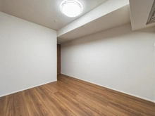 【神奈川県/横浜市西区宮崎町】プレシス横濱紅葉坂 洋室