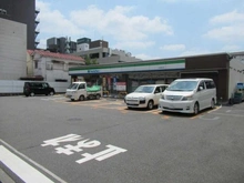 【東京都/立川市錦町】プラウド立川錦町 ファミリーマート立川南通店（現地より約500m）