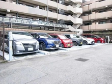 【東京都/府中市武蔵台】レクセルガーデン西国分寺 駐車場