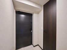 【東京都/日野市大字日野】サンクレイドル日野II 玄関