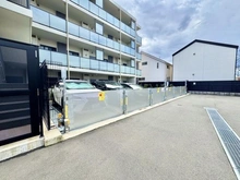 【東京都/立川市柴崎町】グランツレジデンス立川柴崎 駐車場