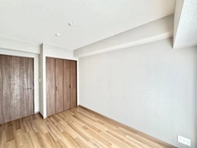 【東京都/日野市栄町】ライオンズプラザ日野駅前 サービスルーム（納戸）