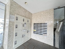 【東京都/東大和市立野】ラング・マンション玉川上水 メールボックス、宅配ボックス