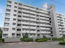 【東京都/八王子市南大沢】グリーンコープ南大沢 5号棟 外観