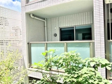 【東京都/府中市西府町】レクセル府中西府 バルコニー：玄関側バルコニー