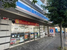 【東京都/府中市西府町】レクセル府中西府 ローソン府中西府駅南口店（現地より約50m）